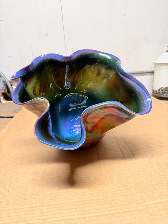 The glass hive Other - Huge 15” signed The Glass Hive Oregon Hand Blown Ruffled Ribbon Art Glass Bowl